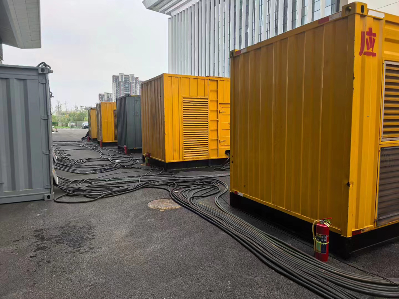 弓长岭不同季节柴油发电机组保养有哪些注意事项?